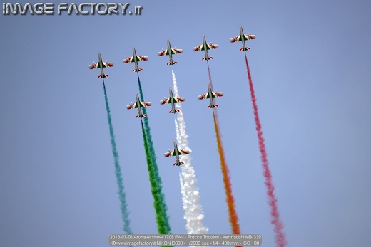 2018-07-01 Arona Airshow 1706 PAN - Frecce Tricolori - Aermacchi MB-339